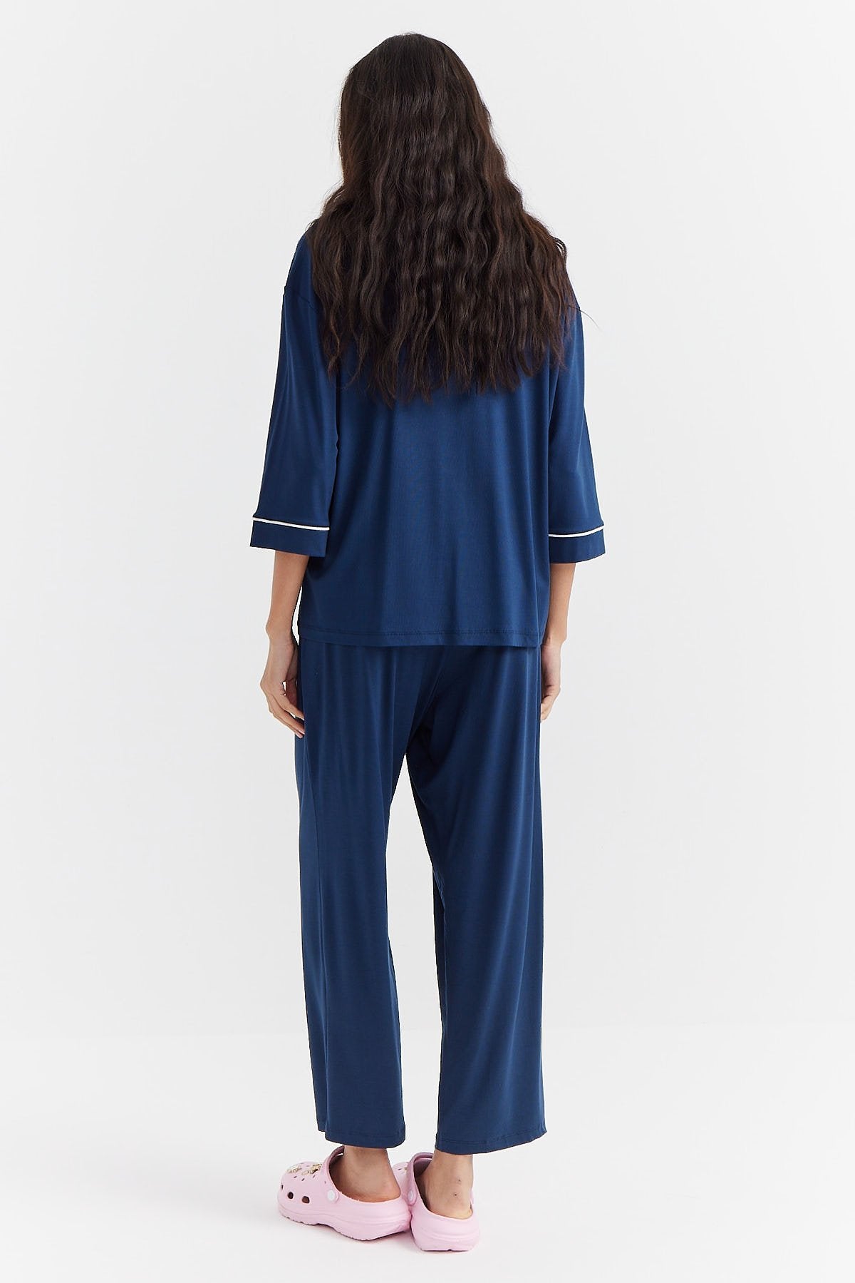 Kadın Rahat Kesim Düğmeli Pijama Takımı