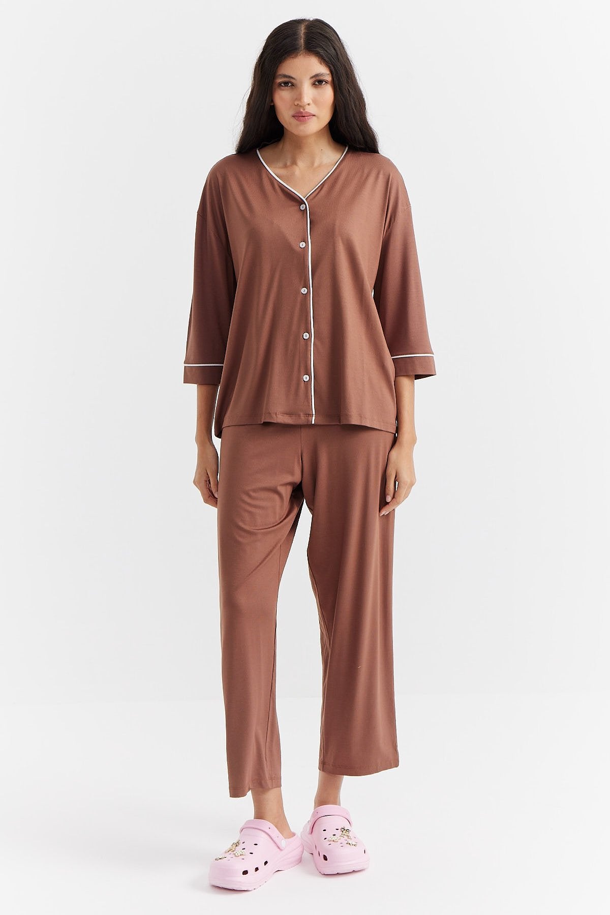 Kadın Rahat Kesim Düğmeli Pijama Takımı