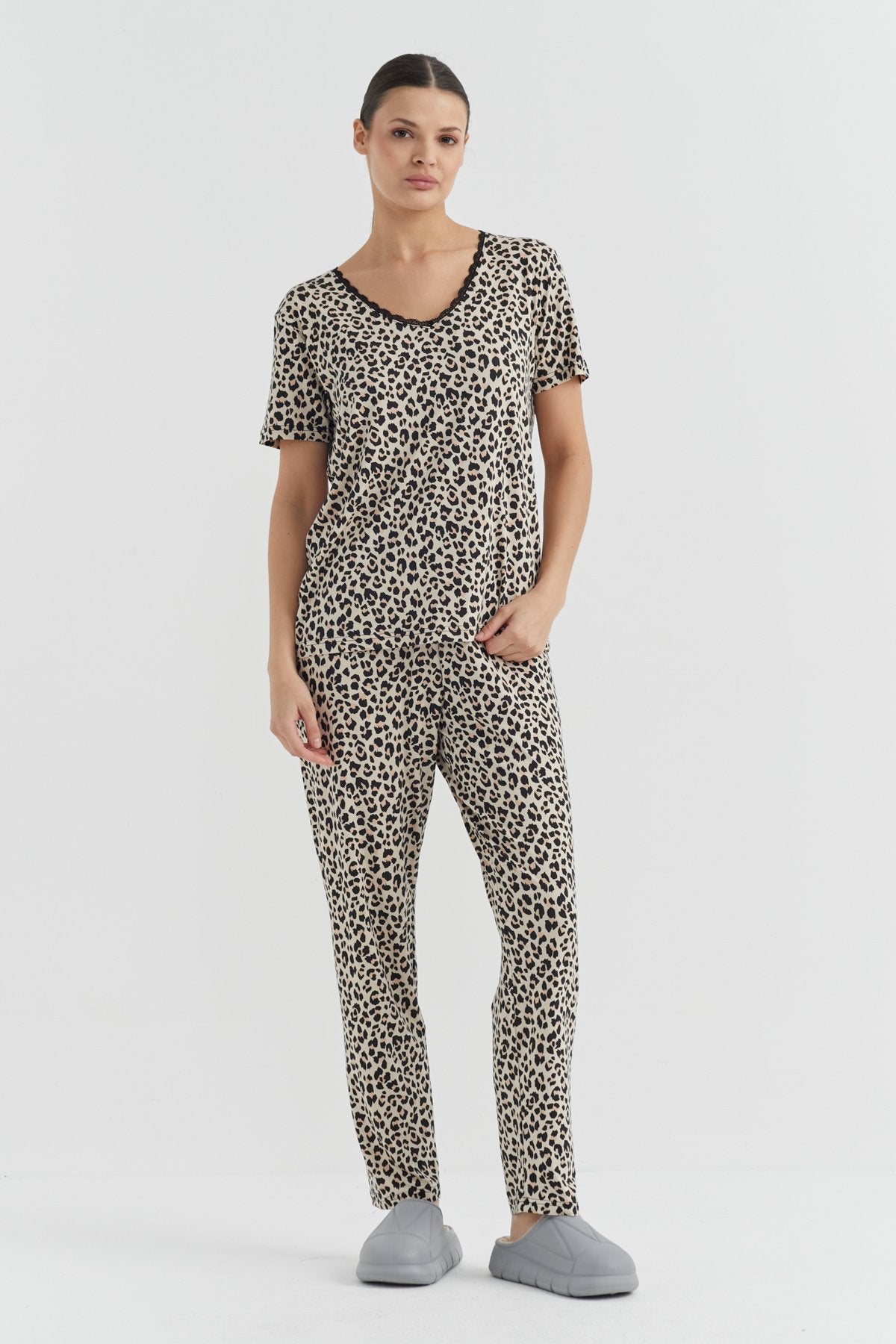 Kadın Desenli Pijama Takımı