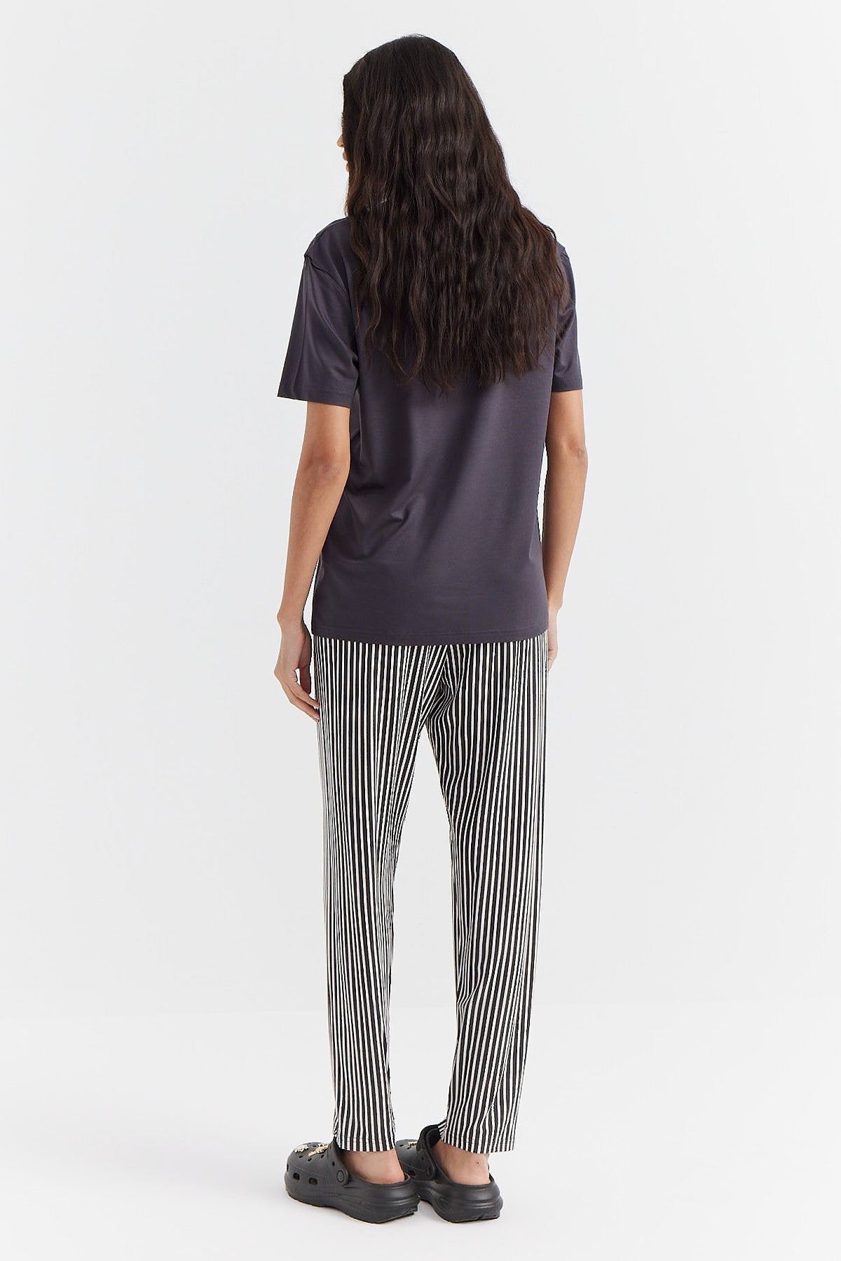 Kadın Çizgili Kısa Kollu Pijama Takımı