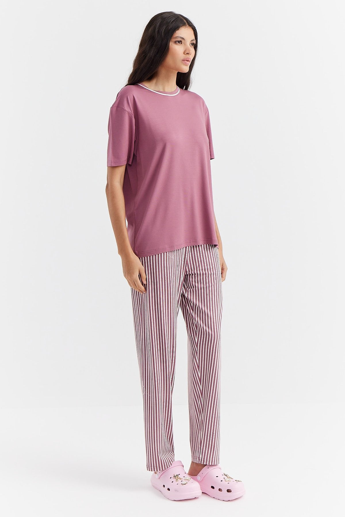 Kadın Çizgili Kısa Kollu Pijama Takımı