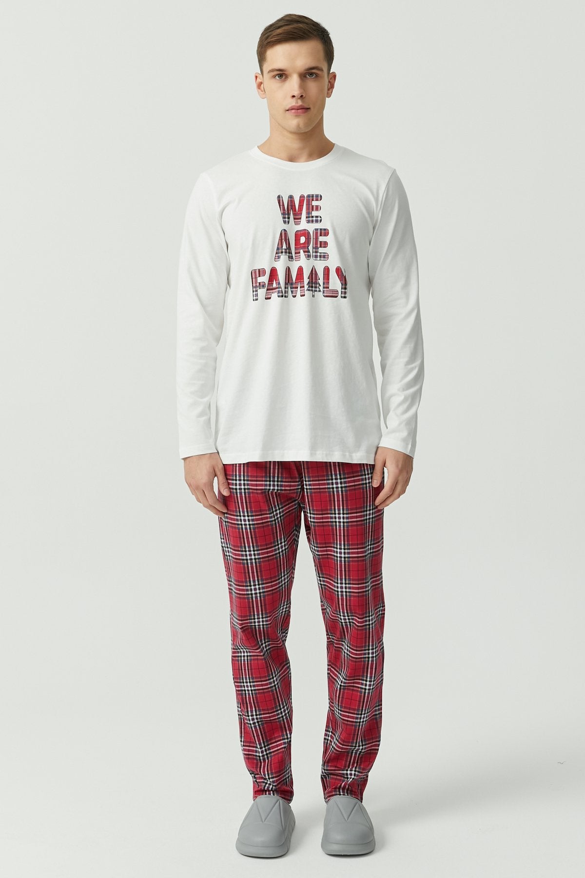 Desenli Uzun Kollu Pijama Takımı