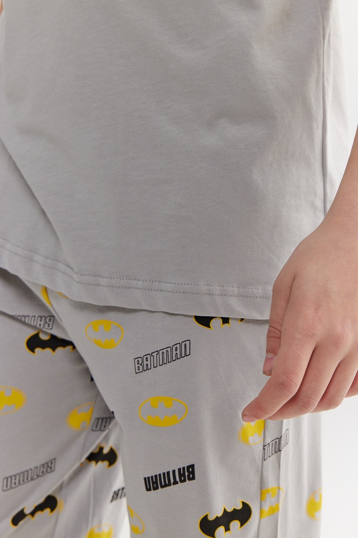 Erkek Çocuk Batman Baskılı Pijama Takımı