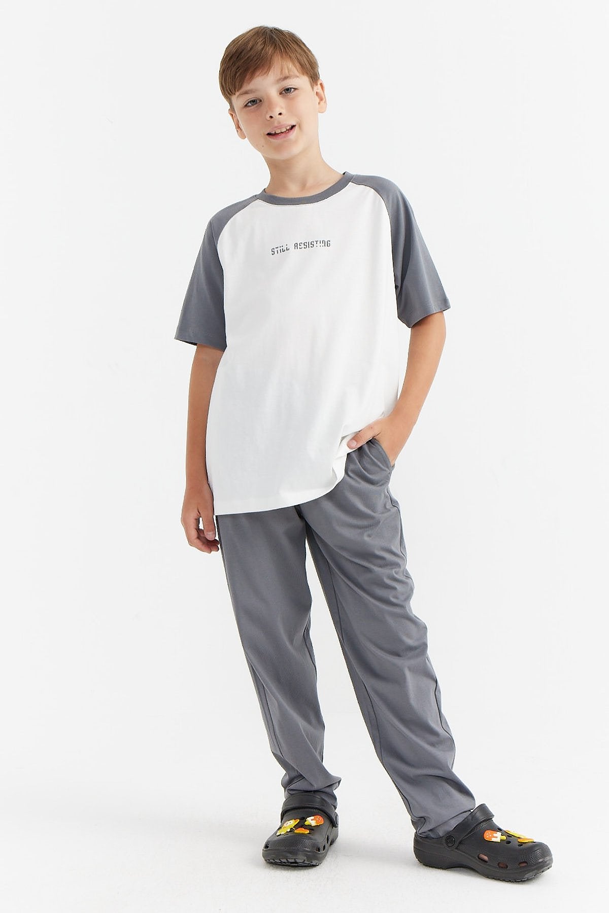 Erkek Çocuk Yazılı Baskılı Pijama Takımı