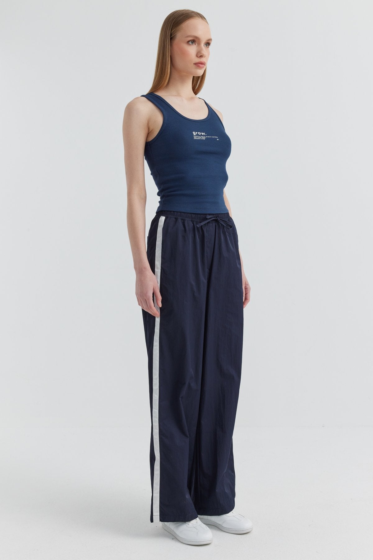 Women's Stripe Detailed Trousers