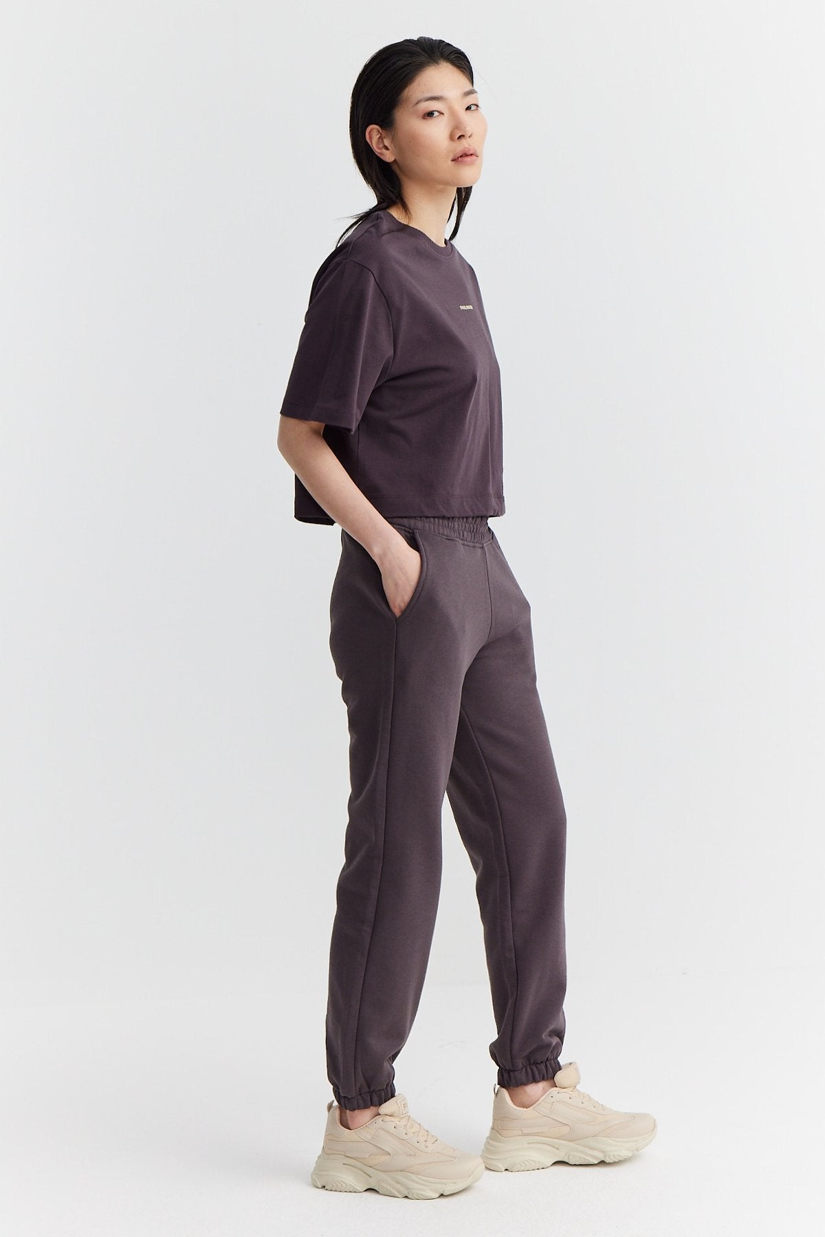 Women's Elastic Waist and Leg Sweat Bottom