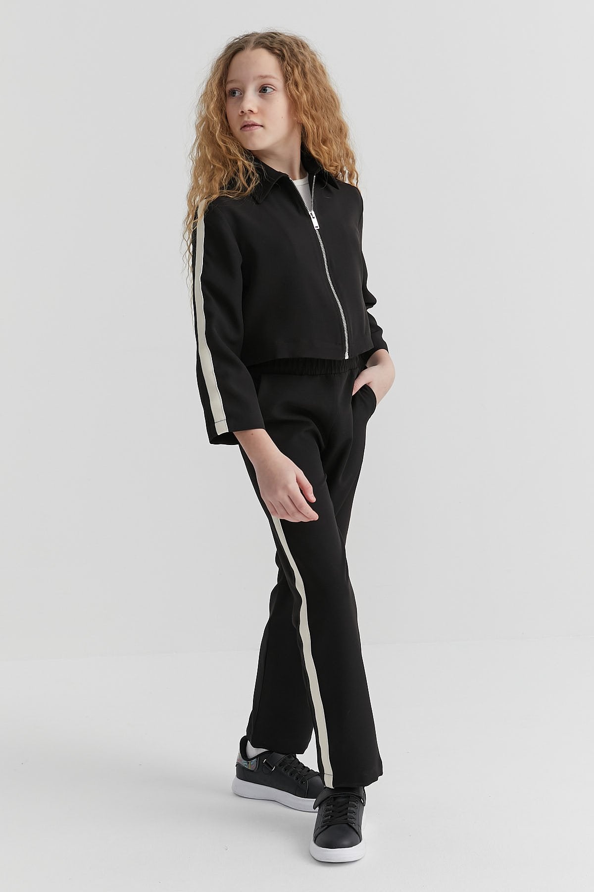 Girl's Elastic Waist Sweat Bottom