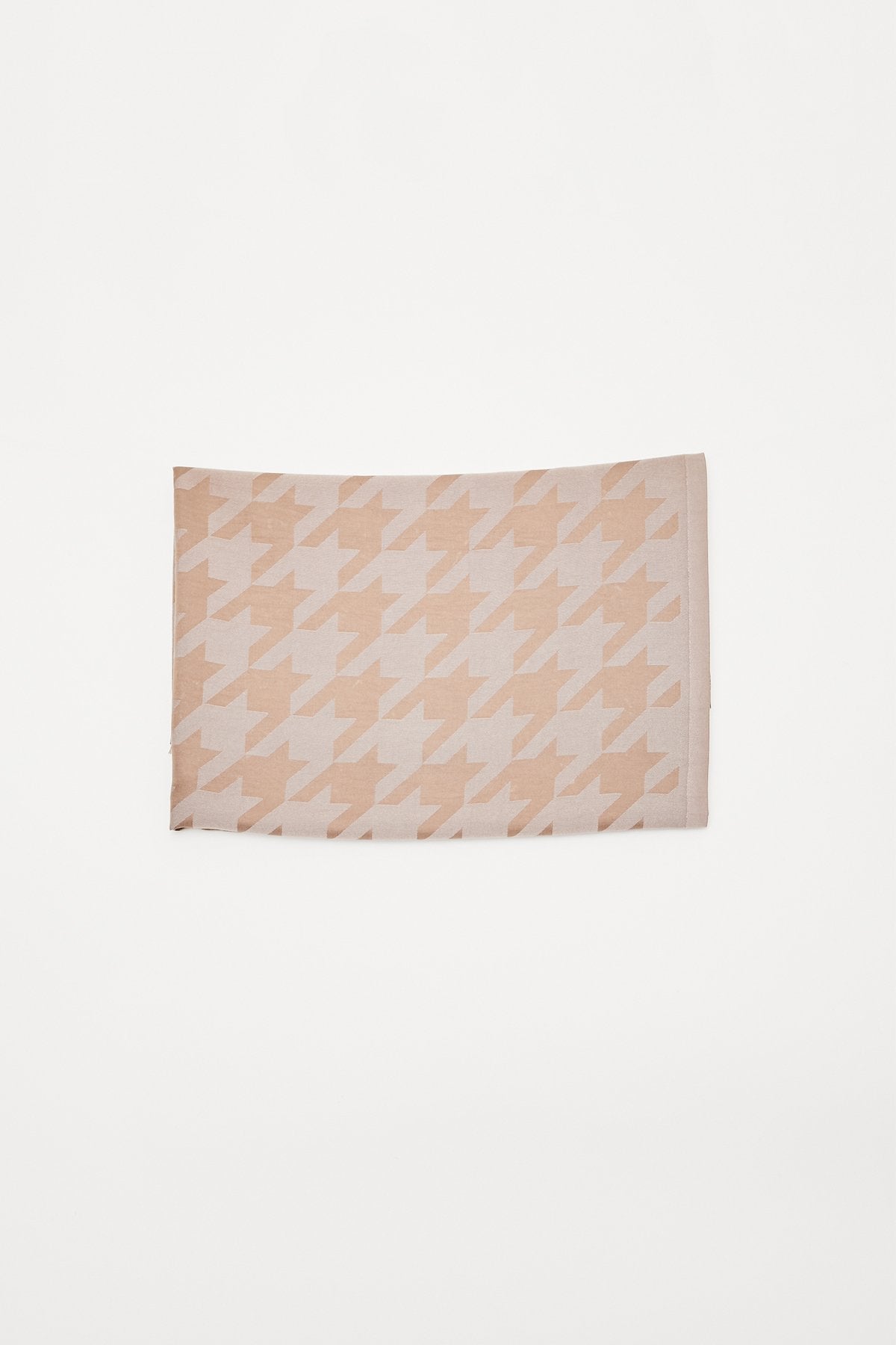 Houndstooth Patterned Shawl