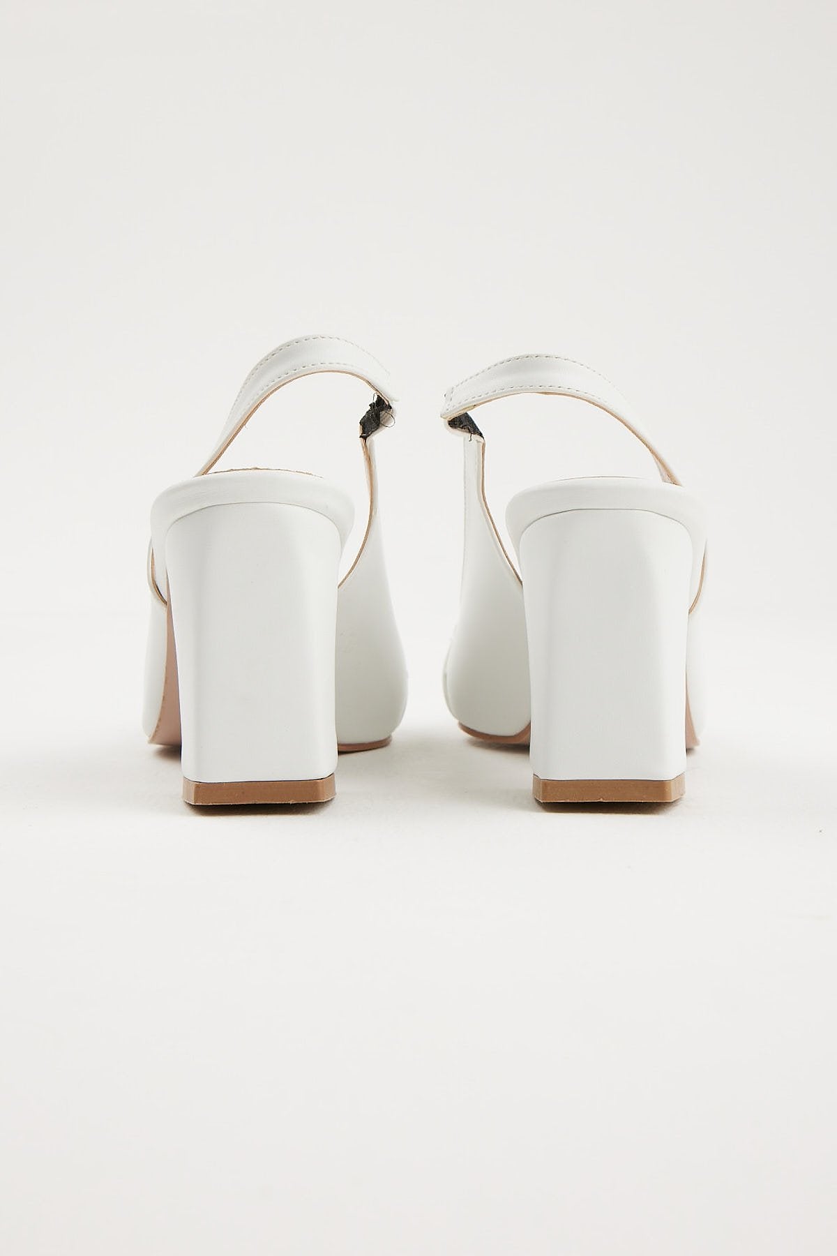 پێڵاوی پاژنەی ئەستووری Slingback ئافرەتان