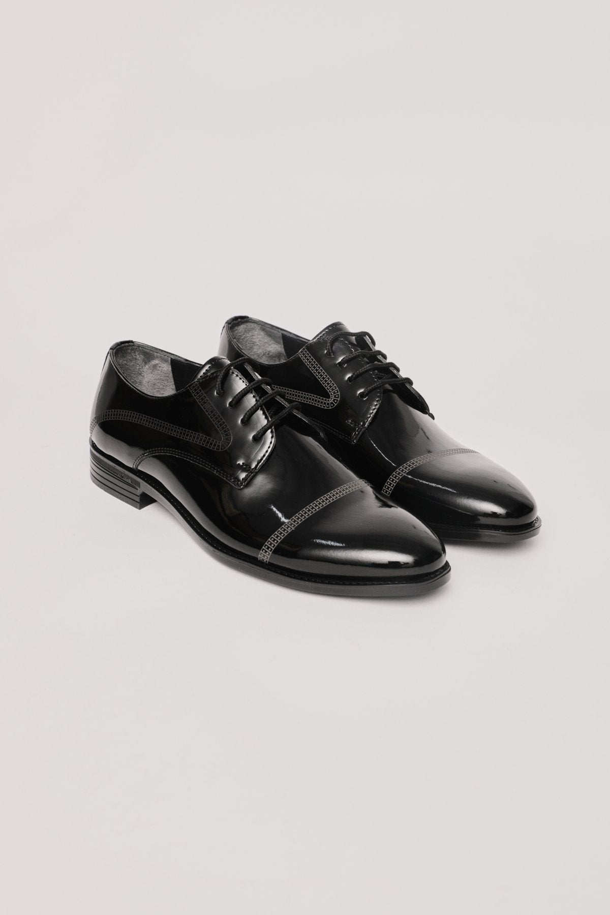 Men's Lace-Up Classic Shoes