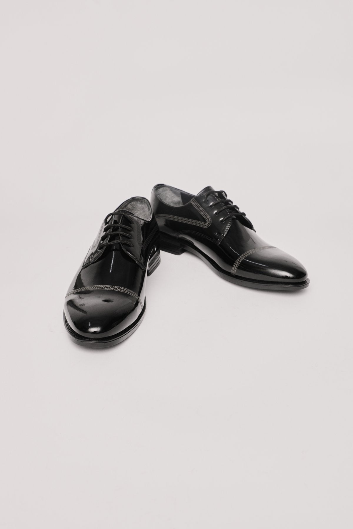Men's Lace-Up Classic Shoes
