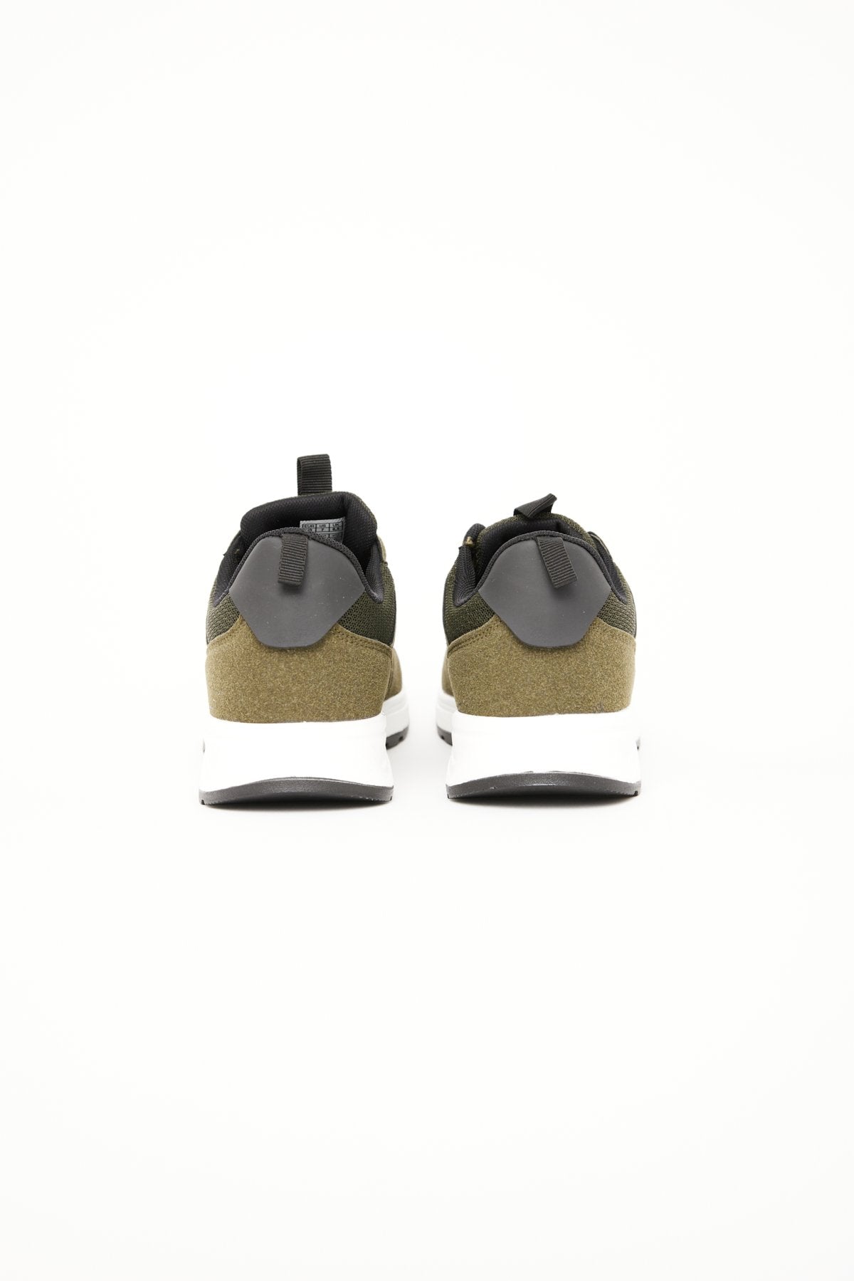 Men's Multi-Piece Sneakers
