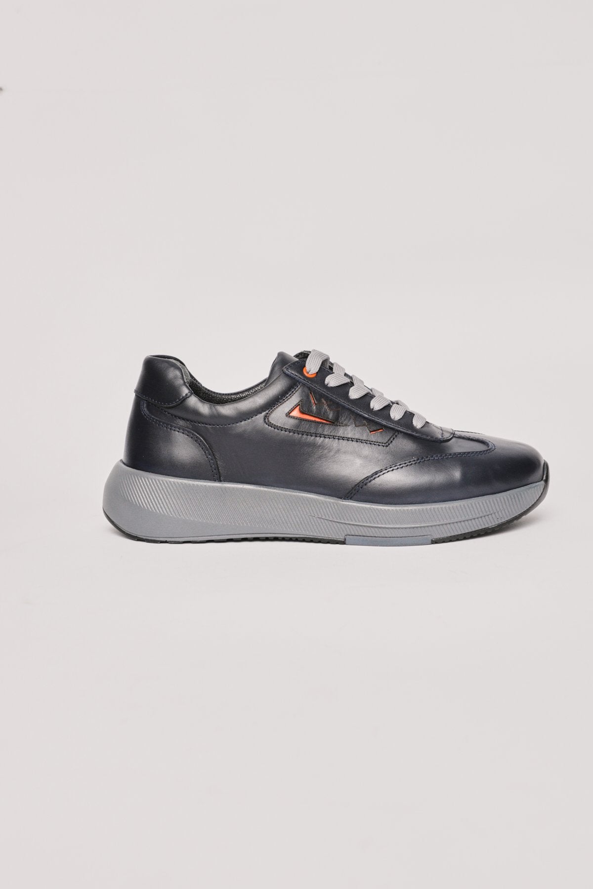 Thick-Soled Casual Shoes