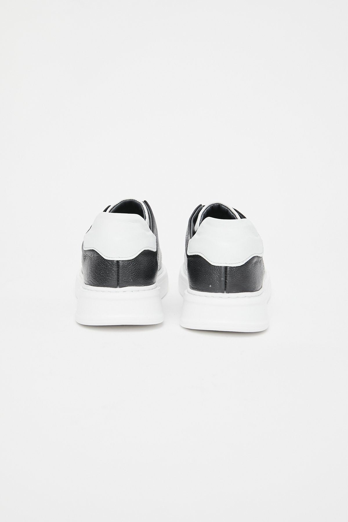 Leather Casual Shoes with Stitching Details