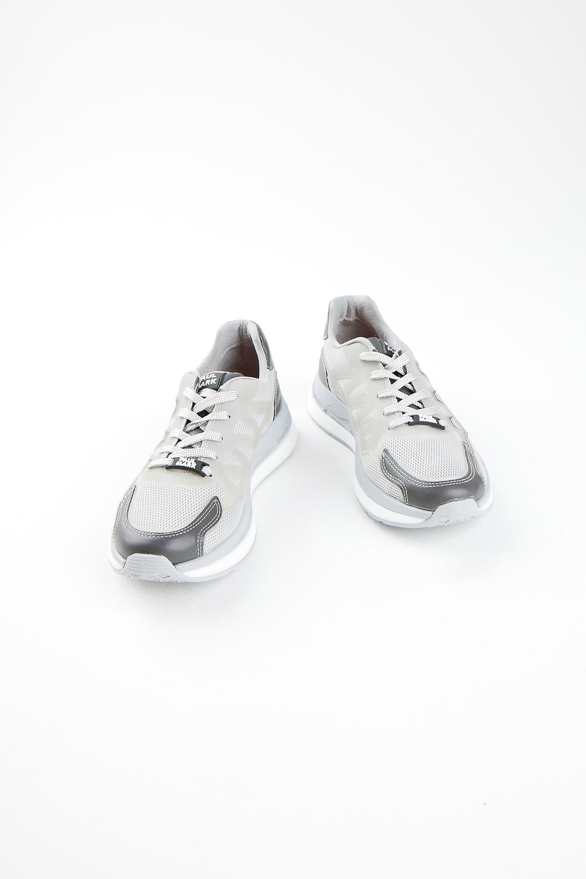 Men's Casual Shoes