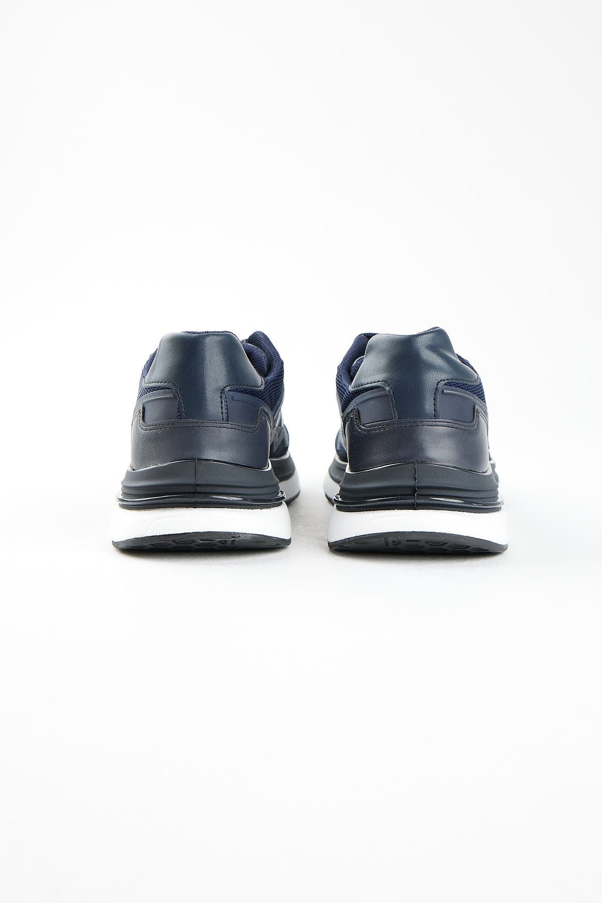 Men's Casual Shoes
