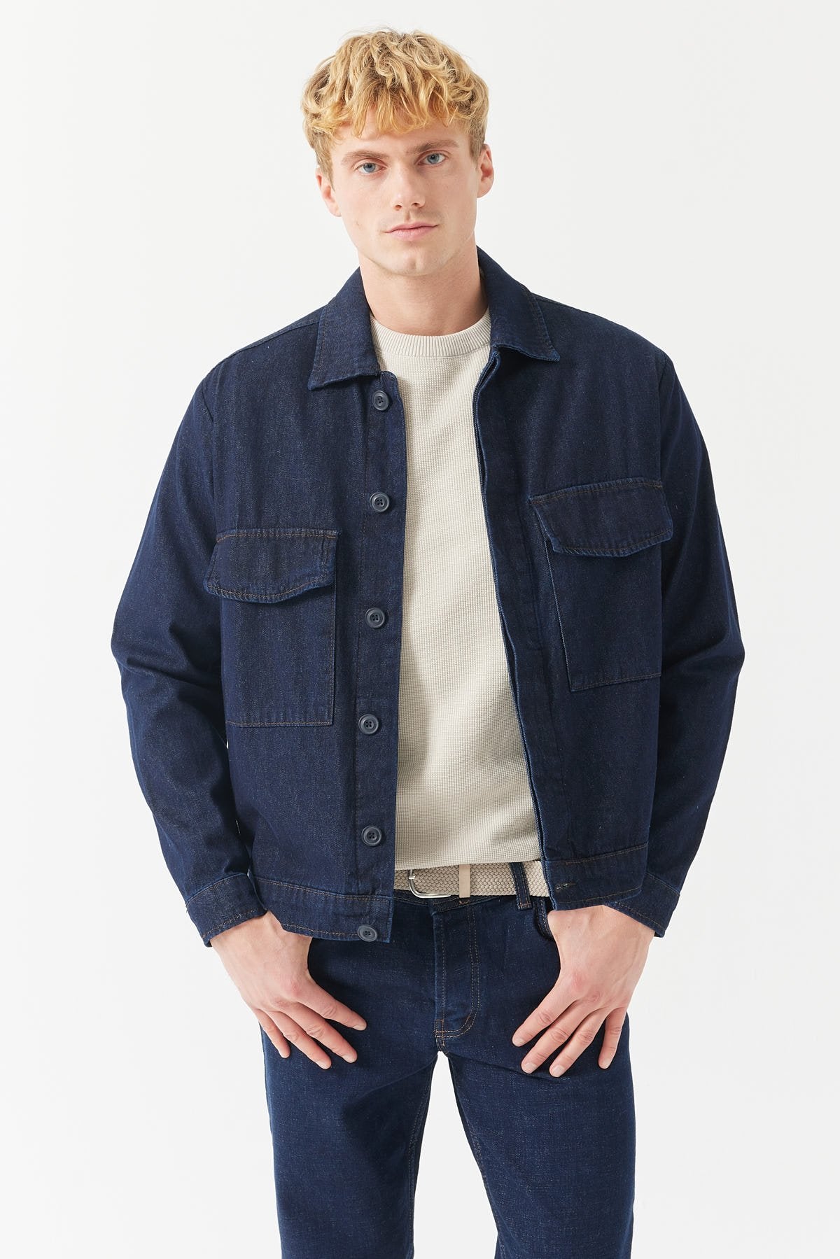 جاكيت جينز رجالي بجيب وجيب خلفي