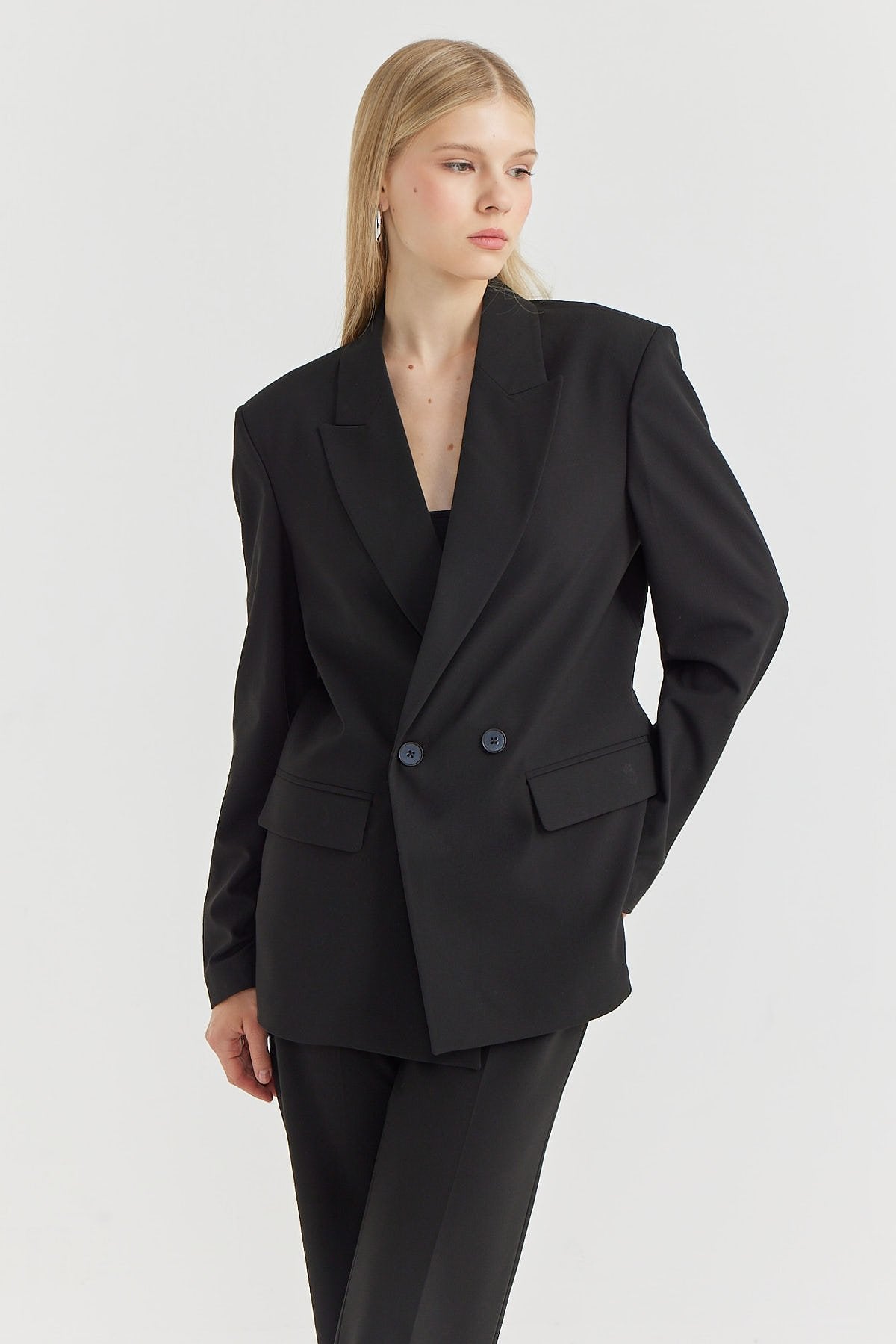 سترة نسائية مزدوجة الصدر