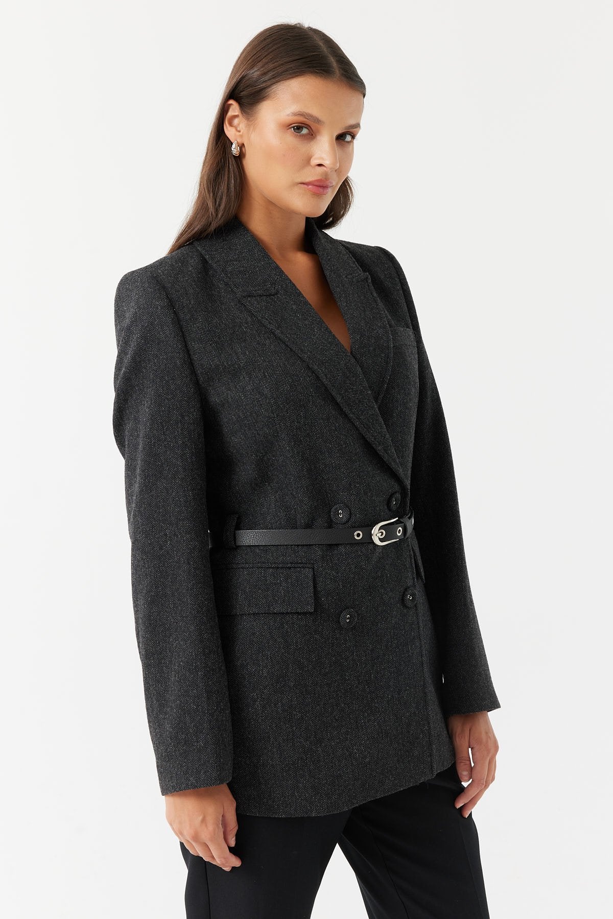 چاکەتی دوو دوگمەی ئافرەتان