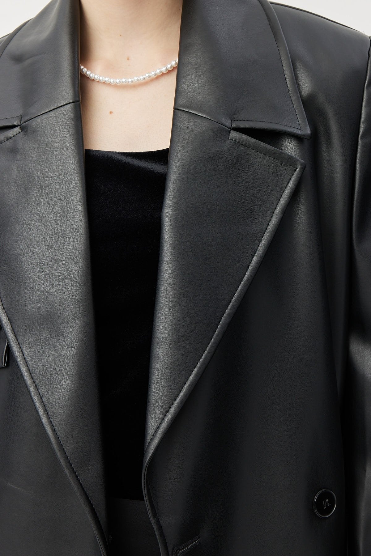 معطف ترنش جلدي بحزام للنساء