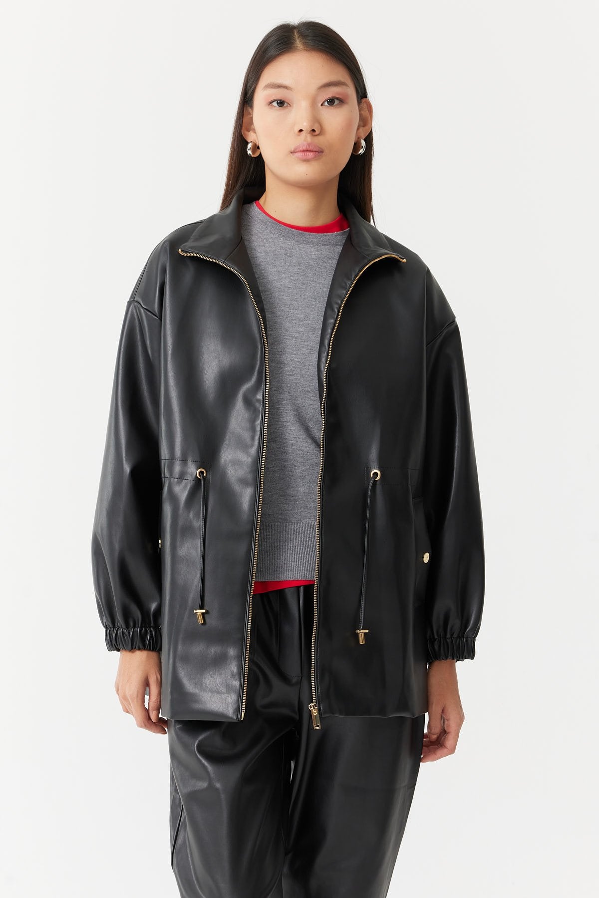 معطف جلدي نسائي بخصر قابل للتعديل