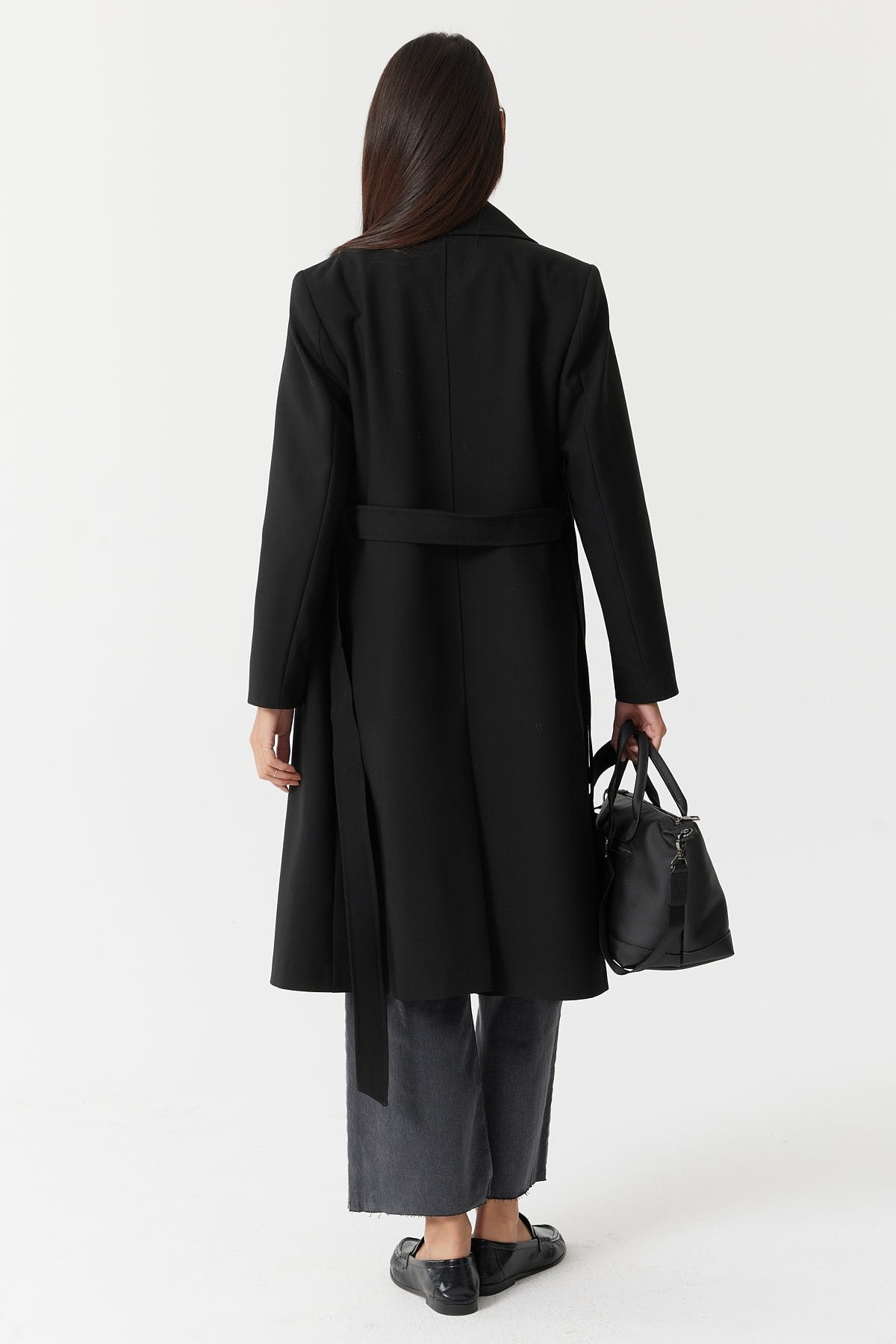 معطف نسائي طويل مزدوج الأزرار