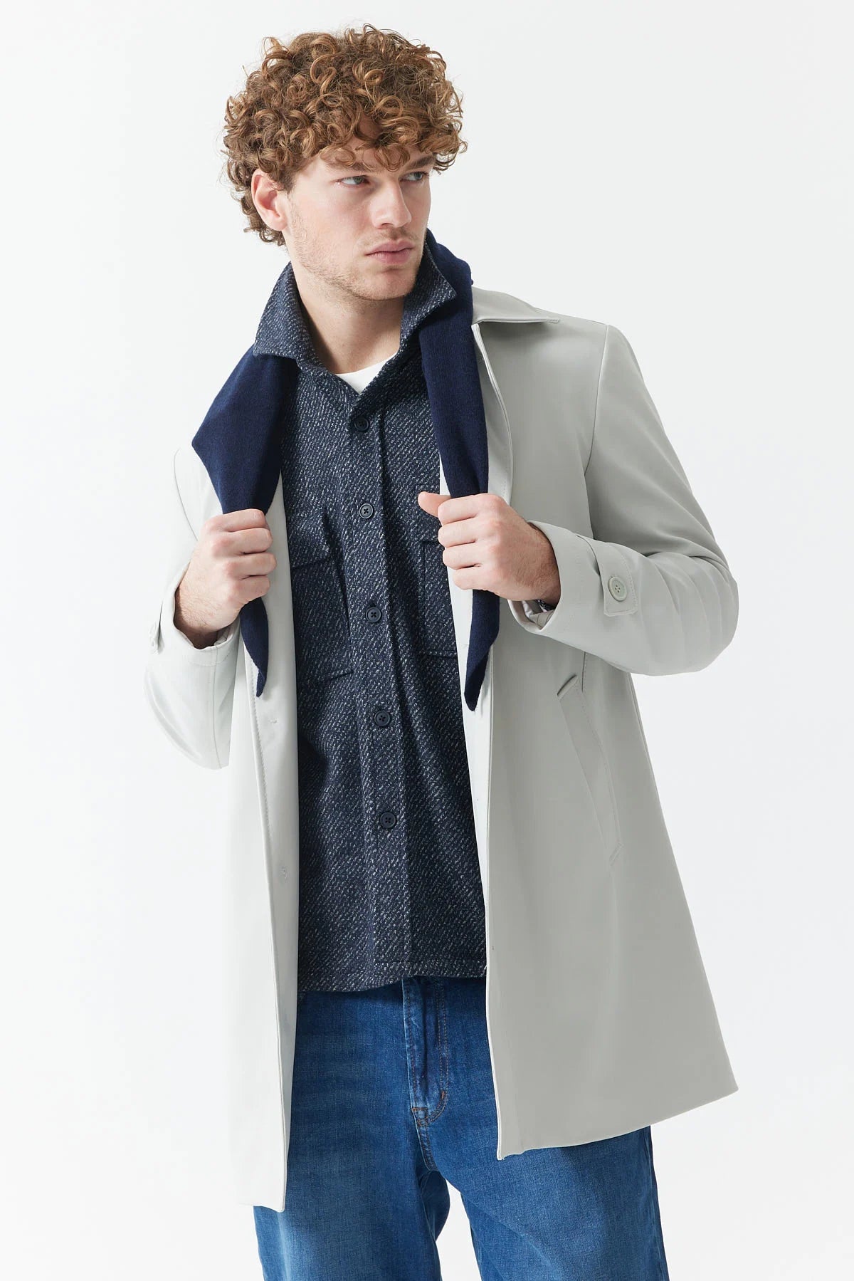 معطف ترنش رجالي بياقة السنونو