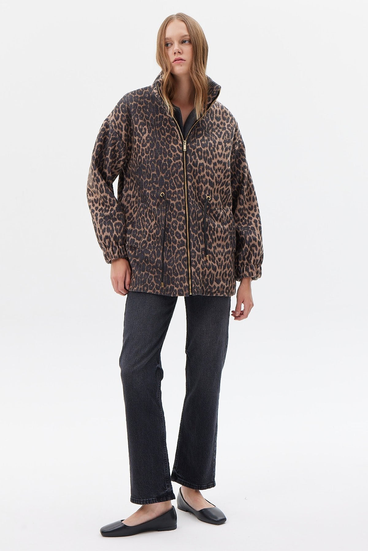 معطف نسائي بطبعة جلد النمر