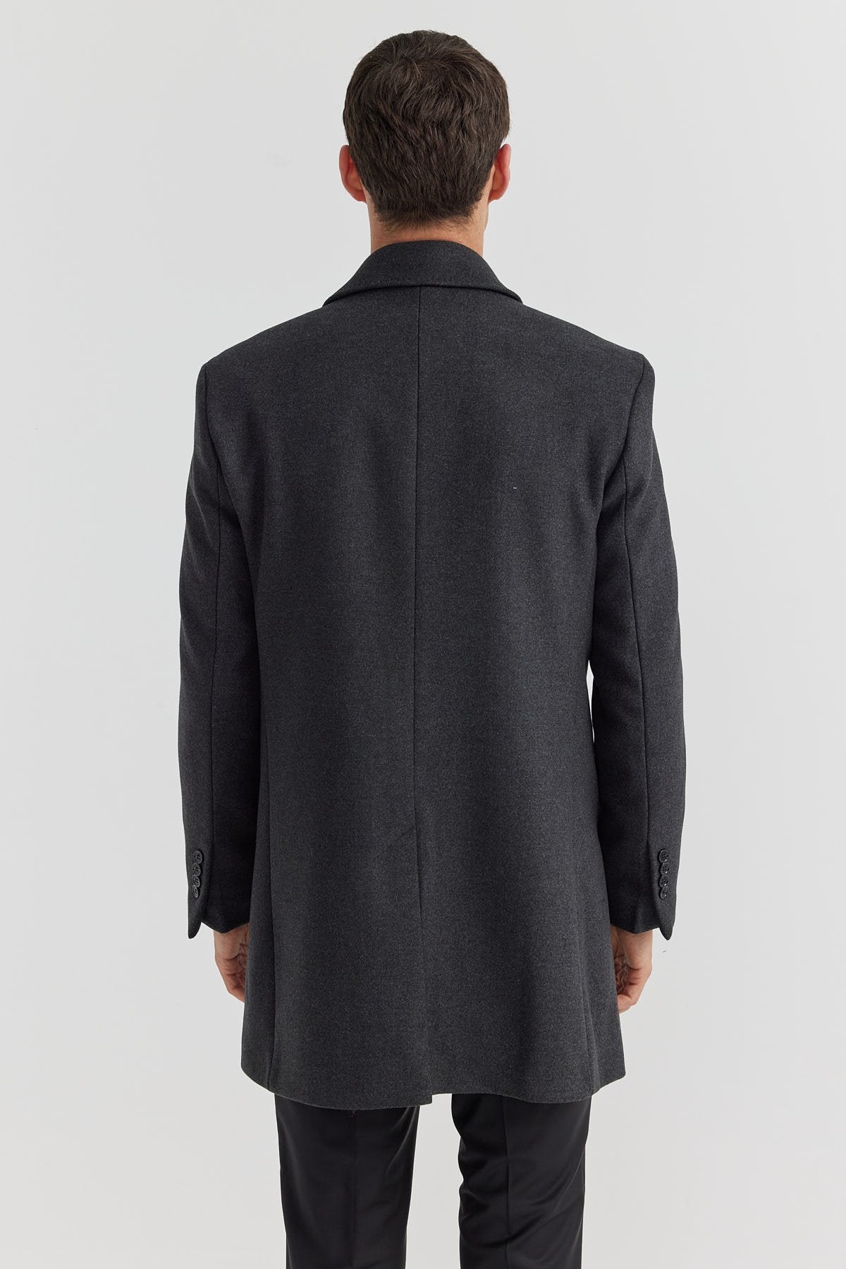 معطف رجالي بياقة قميص