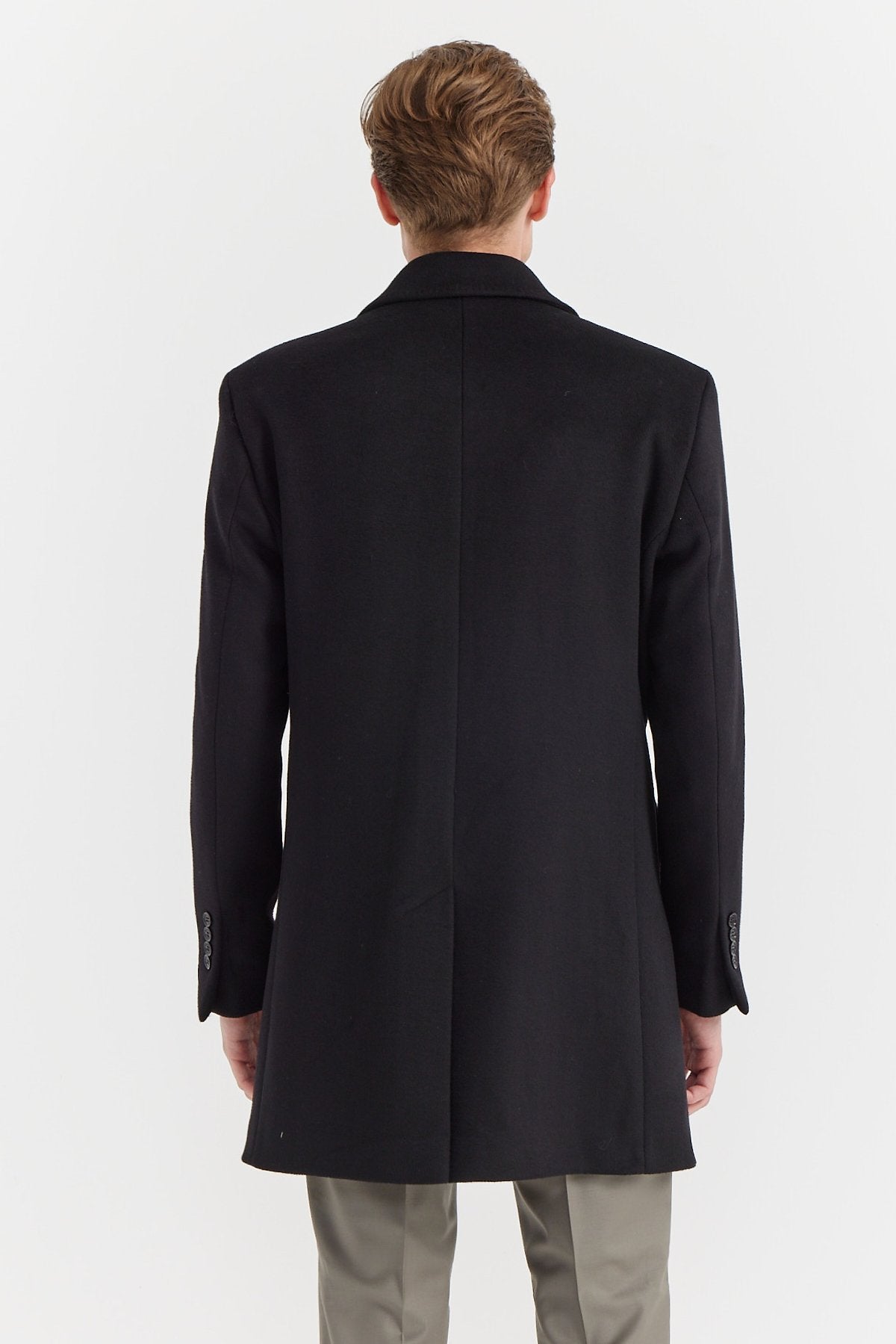 معطف رجالي بياقة قميص