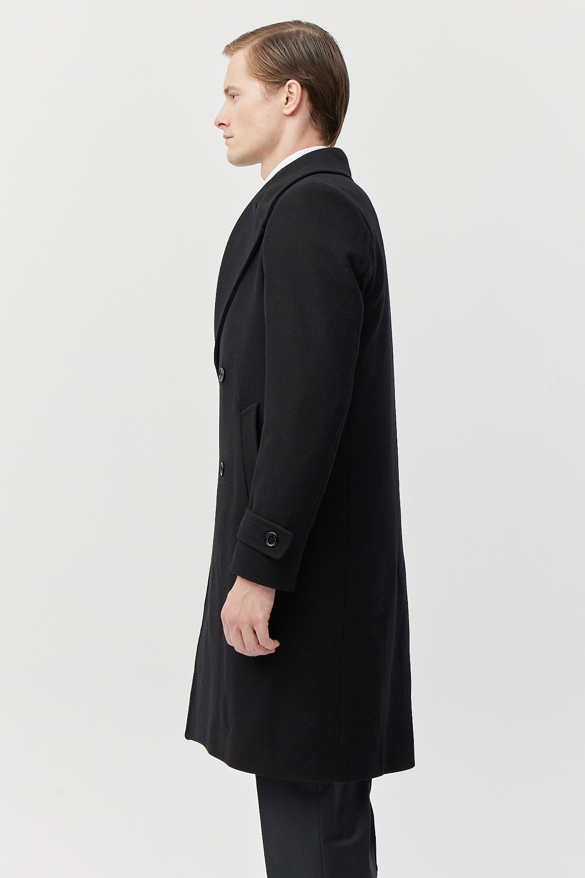 معطف رجالي طويل