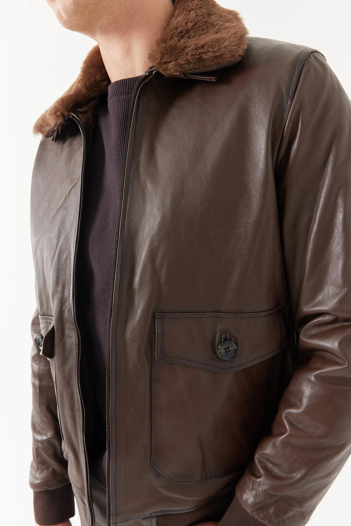 پاڵتۆی چەرمیی وردی گۆچانی ئاسایی پیاوان