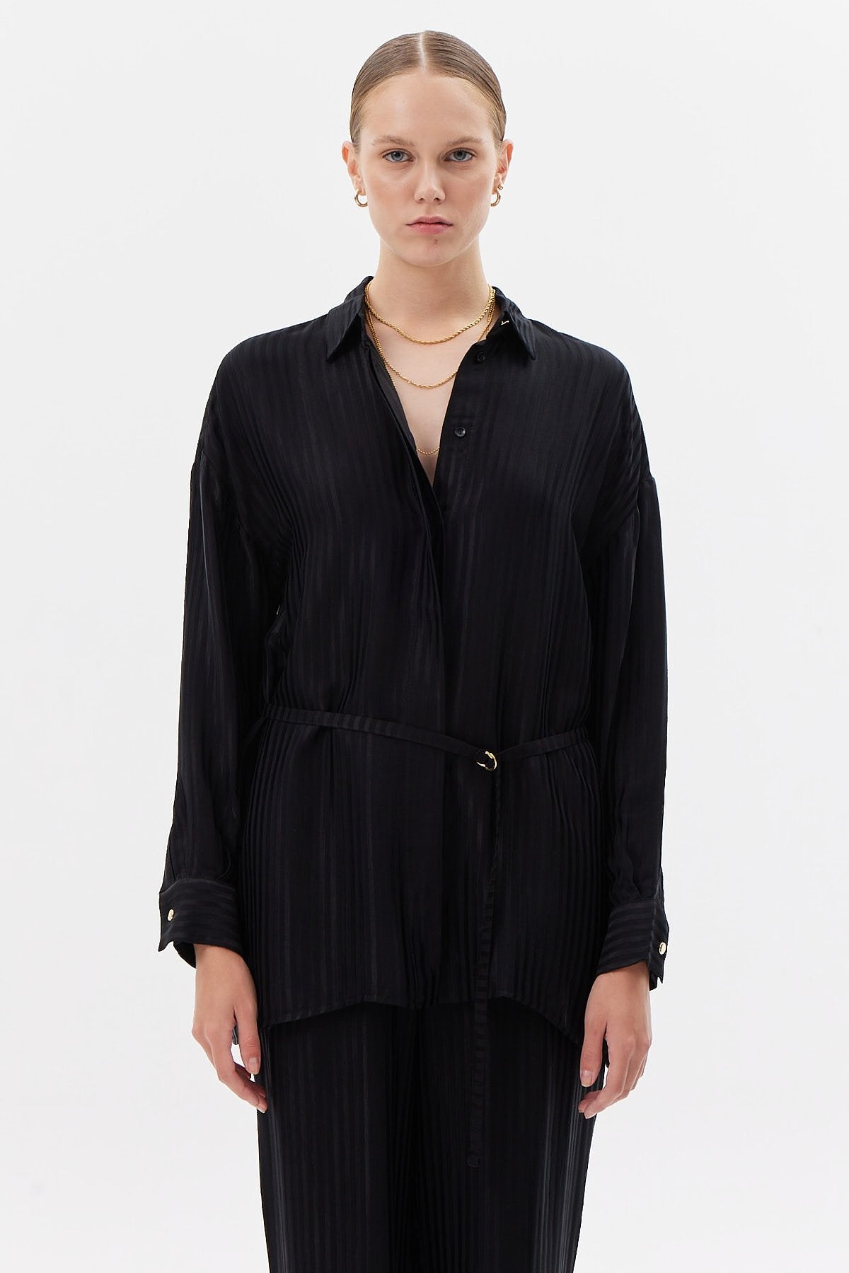 Kadın D Tokalı Saten Gömlek