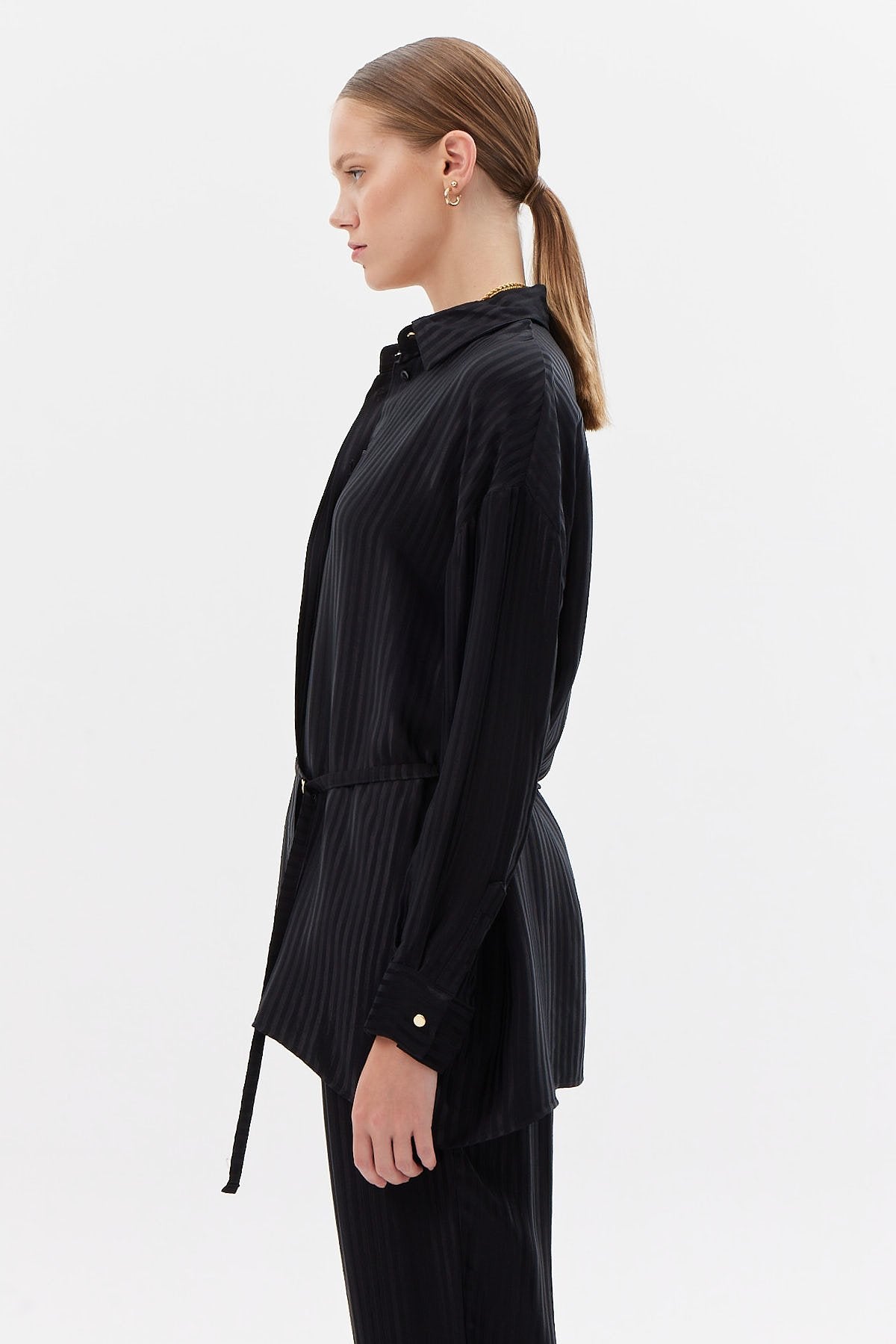 Kadın D Tokalı Saten Gömlek