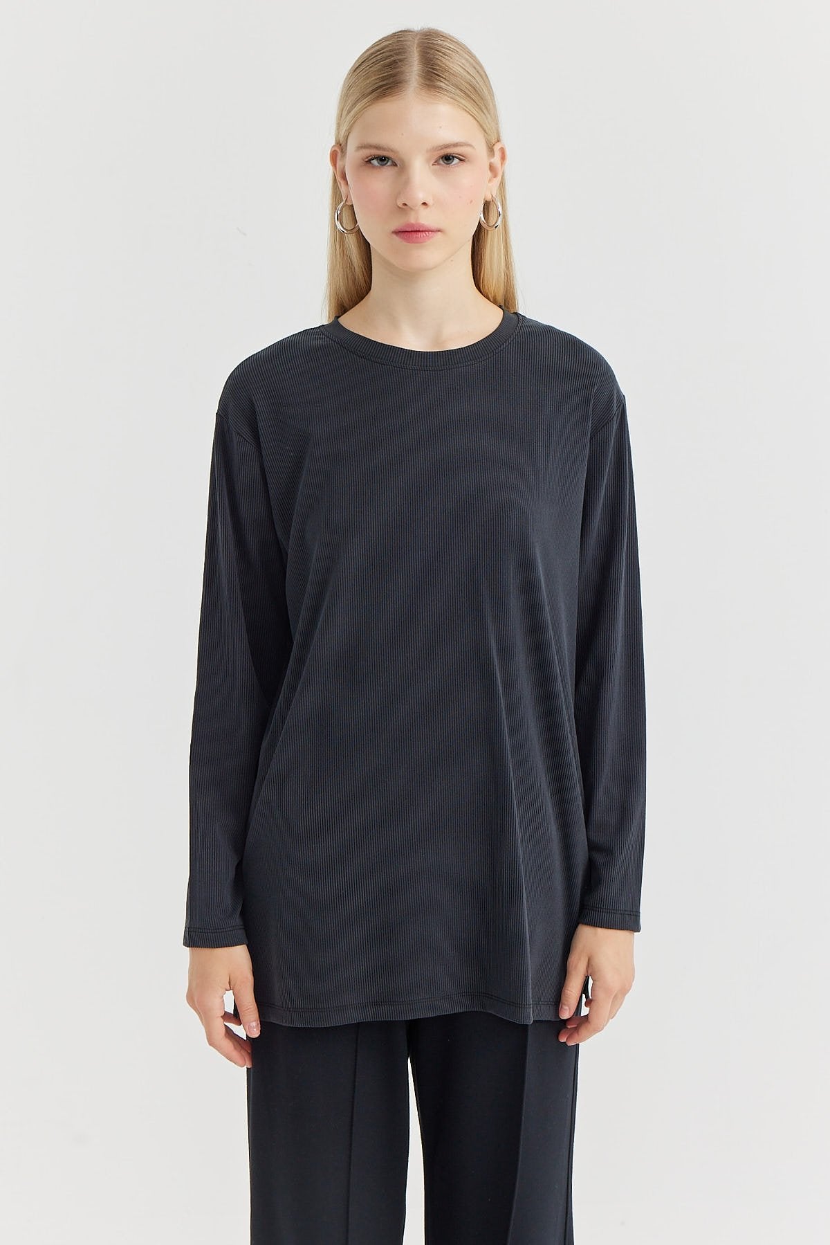 تونيك نسائي رفيع مضلع