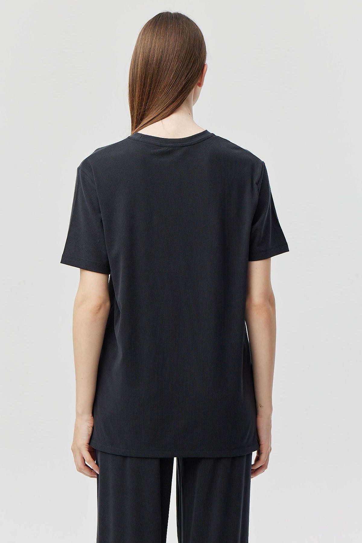 Women's Thin Ribbed Basic T-shirt