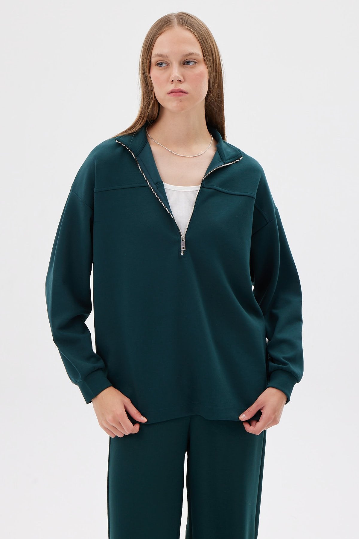 Kadın Yarım Fermuarlı Sweat Üst