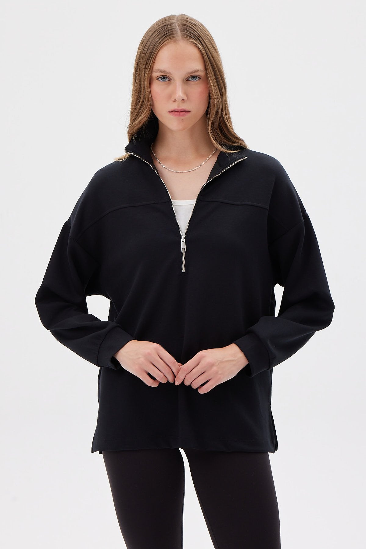 Kadın Yarım Fermuarlı Sweat Üst