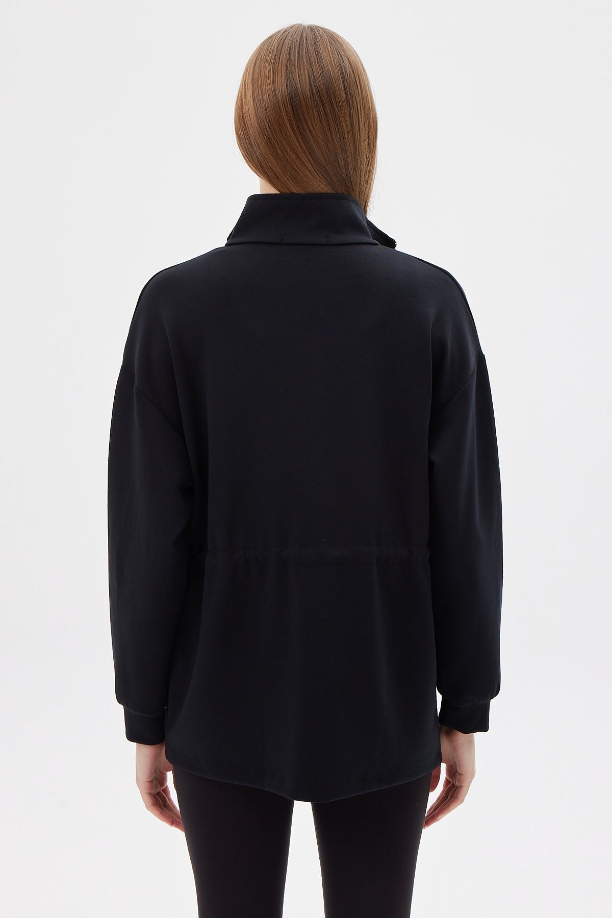 سويت شيرت نسائية بتفاصيل عند الخصر