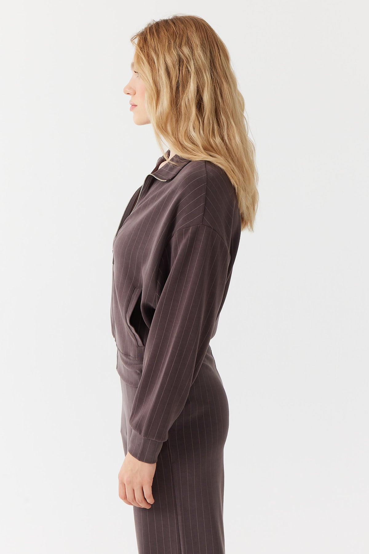 Kadın Dik Yaka Sweatshirt