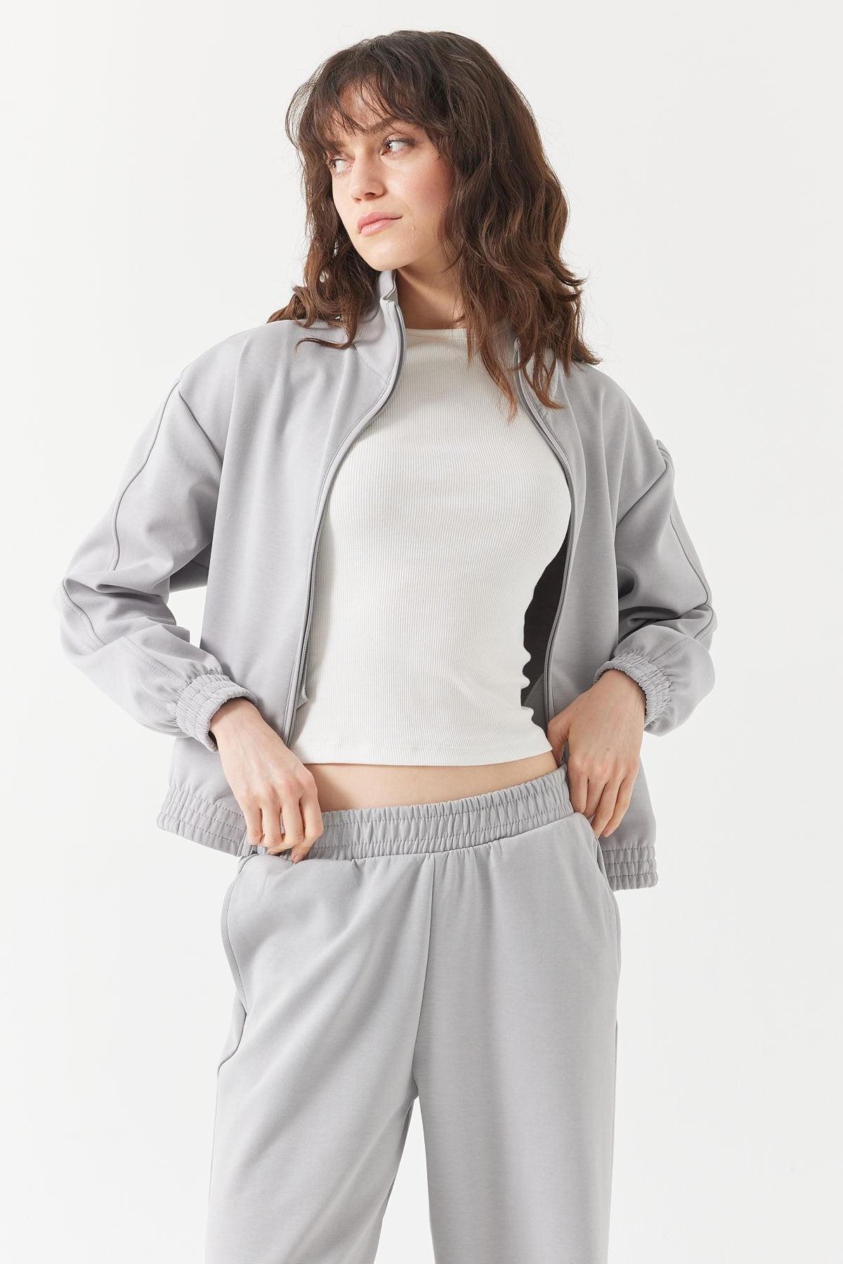 Kadın Dik Yaka Sweatshirt