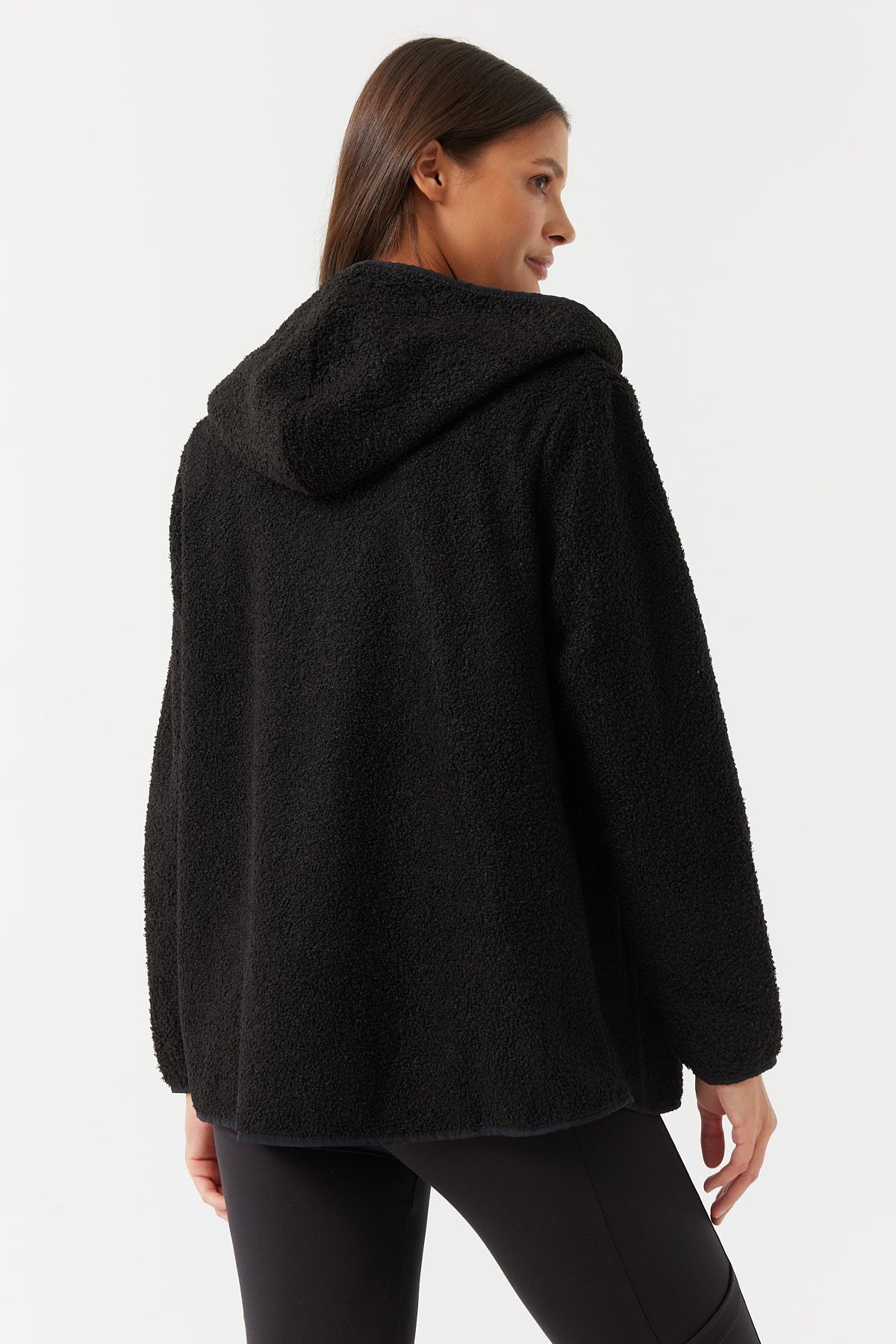 معطف نسائي بغطاء رأس وملمس ناعم