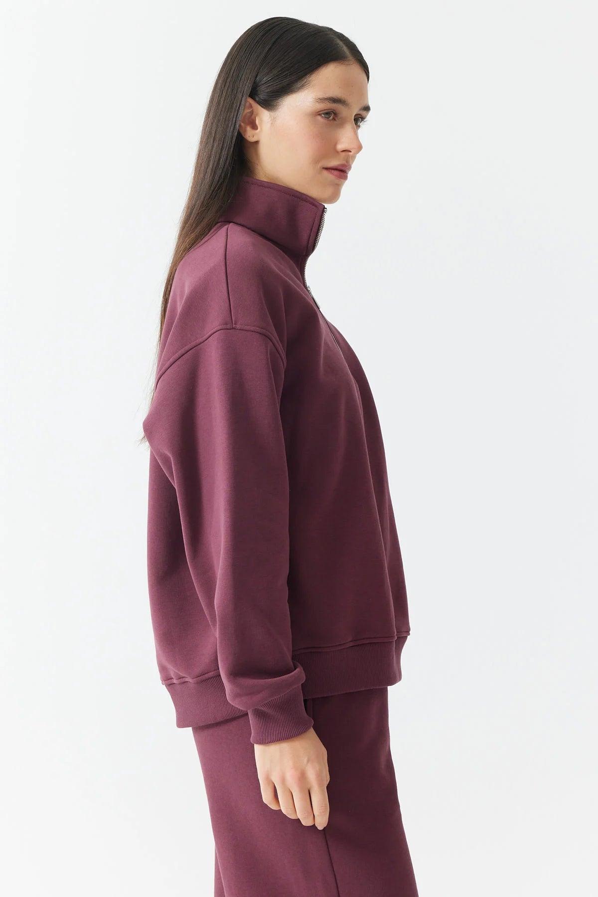 Kadın Fermuarlı Dik Yaka Sweatshırt