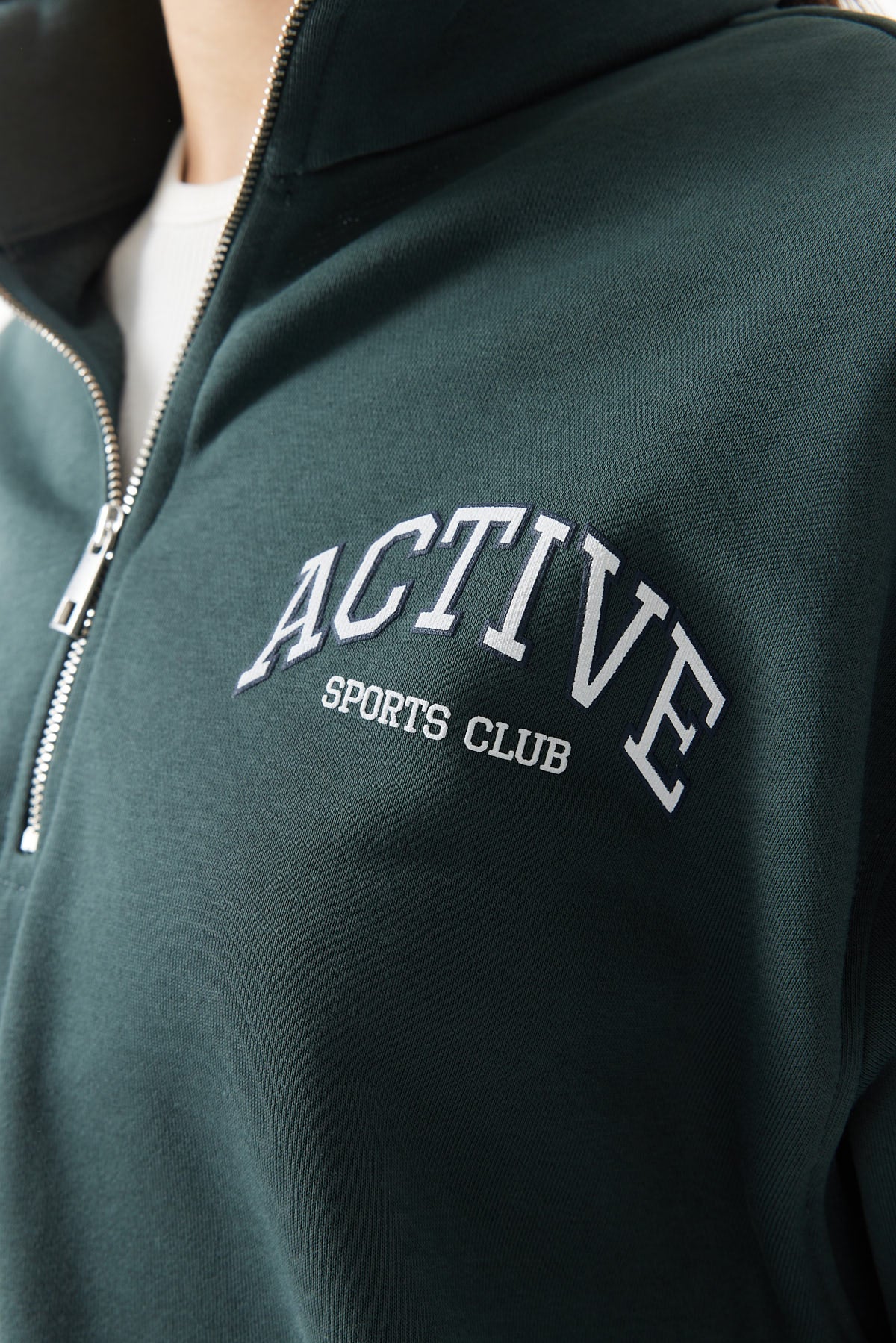 Kadın Fermuarlı Dik Yaka Sweatshırt