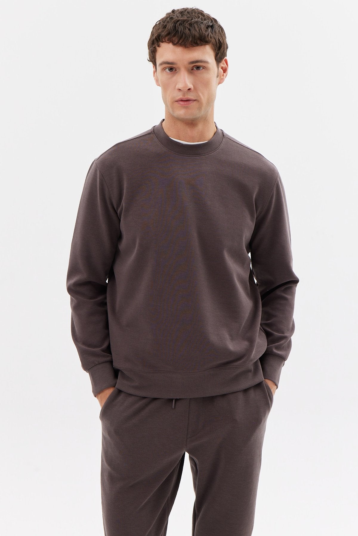 سويت شيرت أساسي للرجال