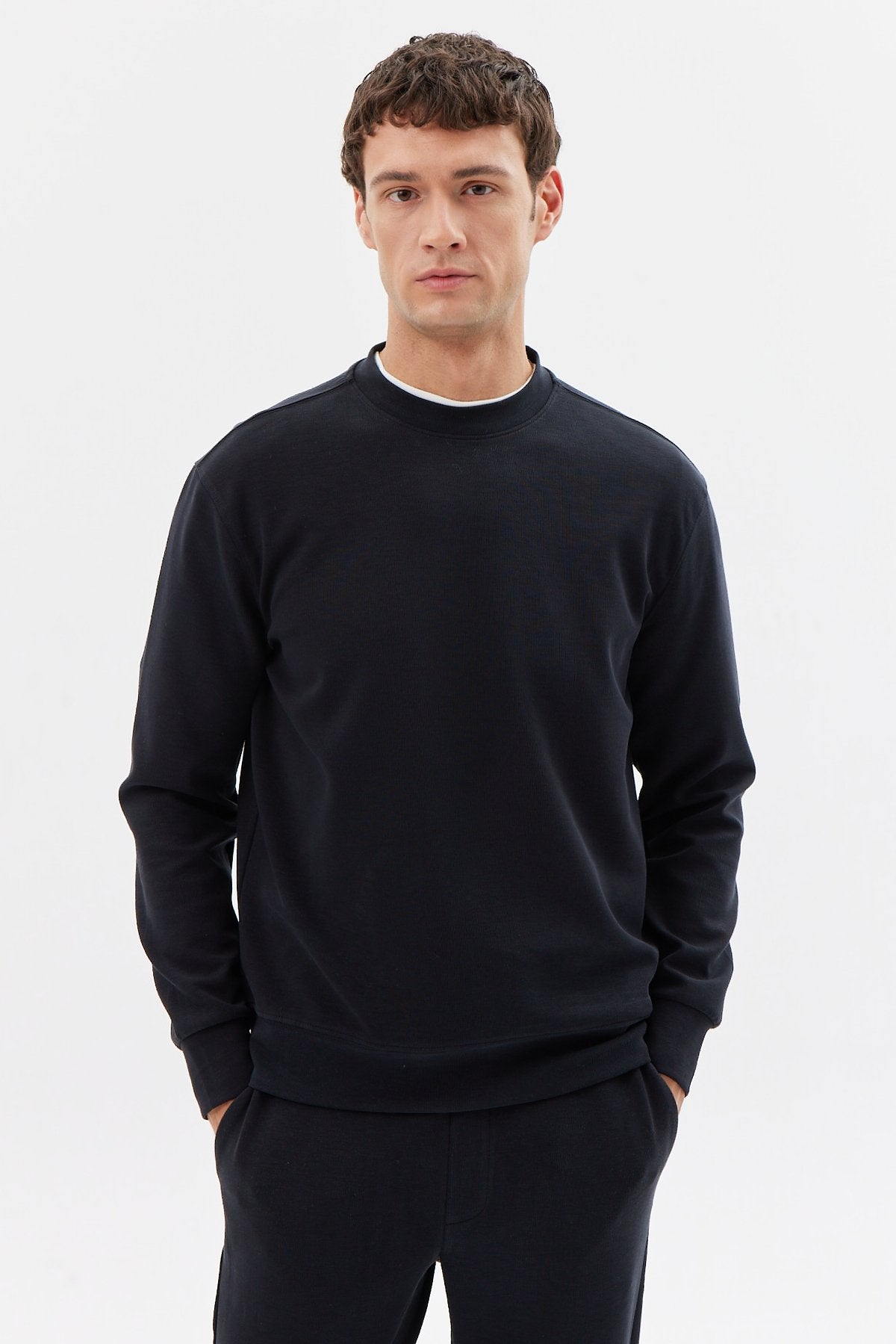 سويت شيرت أساسي للرجال