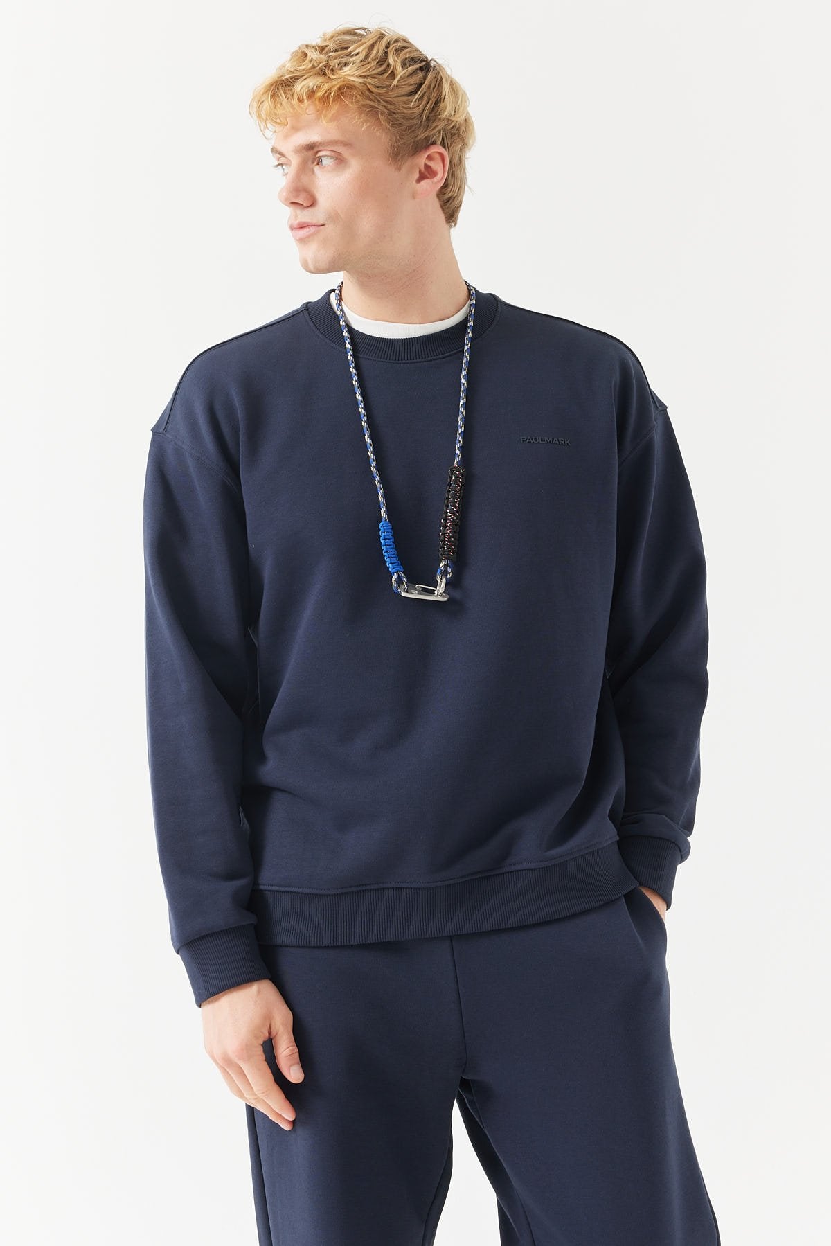 سويت شيرت رجالي أساسي