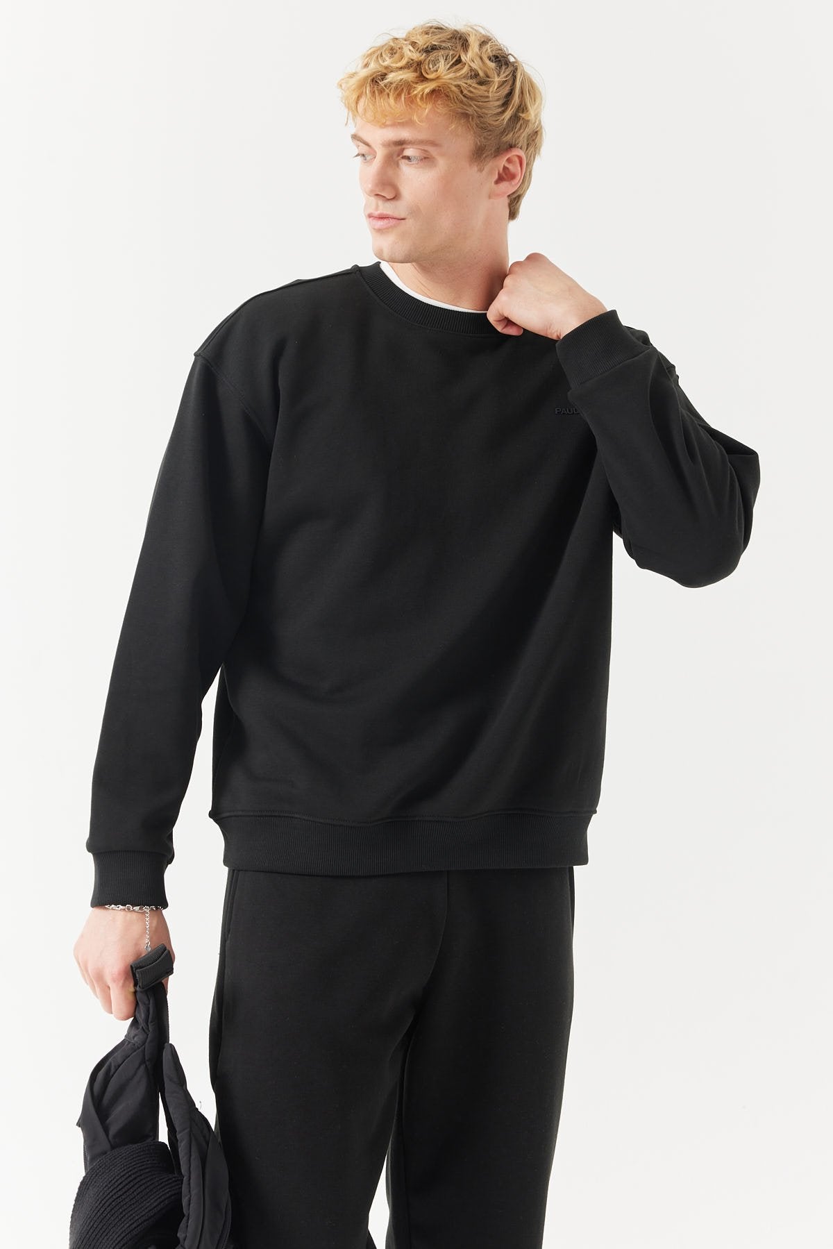 سويت شيرت رجالي أساسي