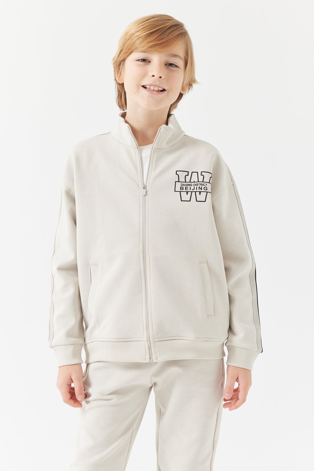 Erkek Çocuk Baskılı Detaylı Sweatshirt