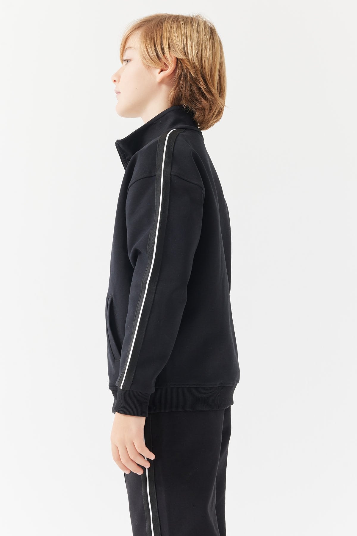 سويت شيرت للأولاد